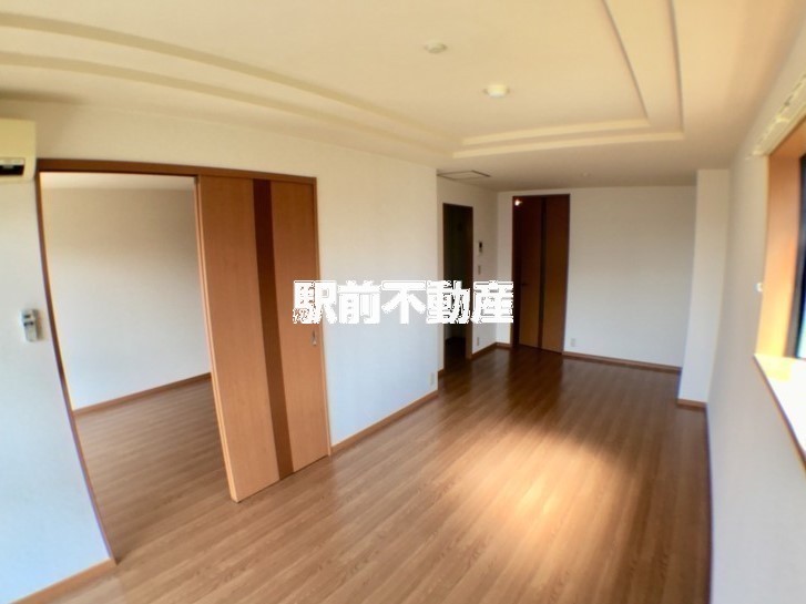 居室・リビング　別部屋