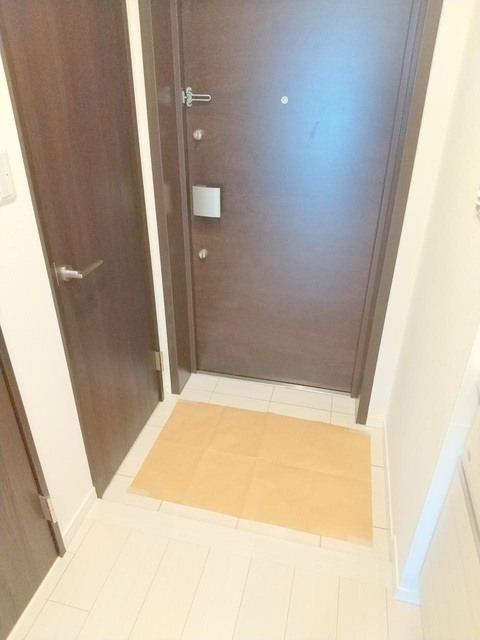 玄関　別部屋同仕様