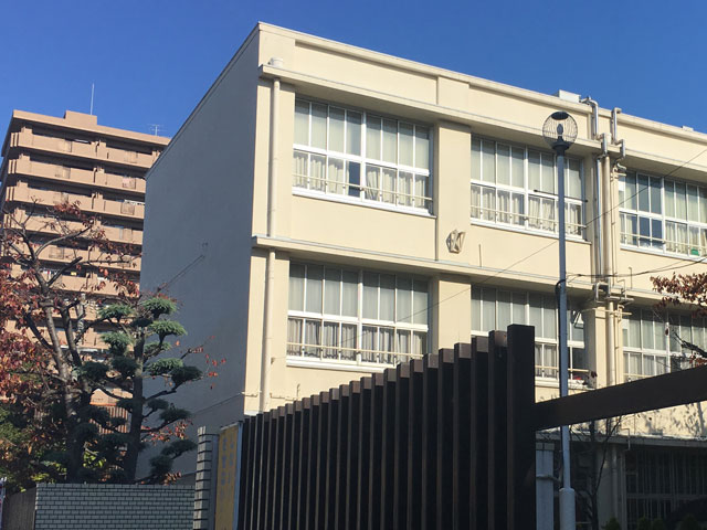 小学校　大阪市立今津小学校（小学校）まで907m