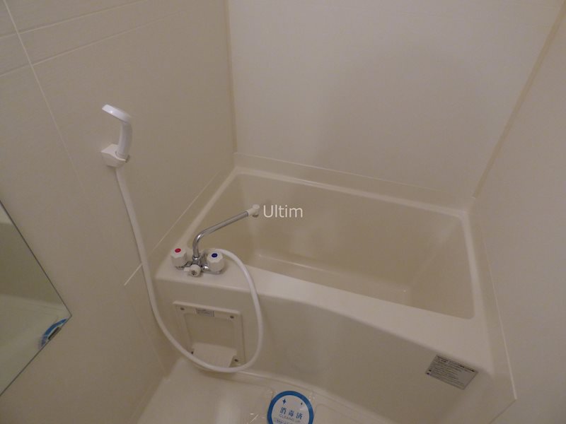 バス・シャワールーム　別部屋のお写真です。ご参考までに！