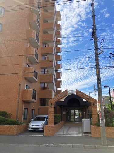 その他　マンション入口