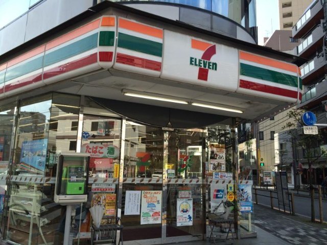 コンビニ　セブンイレブン京急蒲田駅前店（コンビニ）まで46m