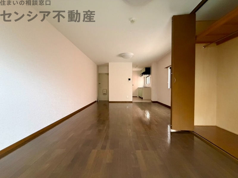 サンライズ古市の居間写真
