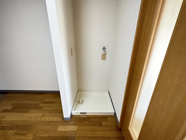 ＪＲ土讃線 薊野駅 徒歩12分 4階建 築26年の内装写真