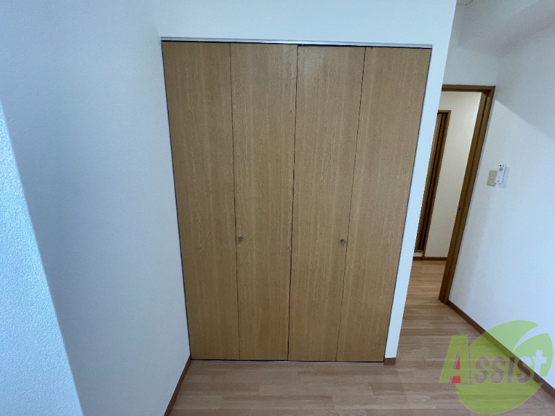 収納　収納です。大きくてたくさん入る収納になっております。
