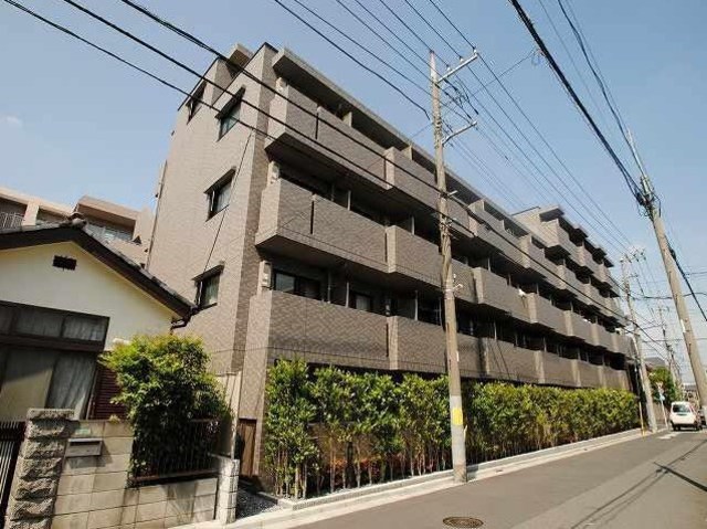 建物外観　２０１２年築の賃貸マンション