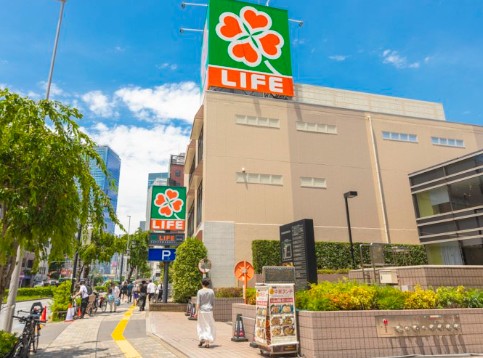 スーパー　ライフ渋谷東店（スーパー）まで775m