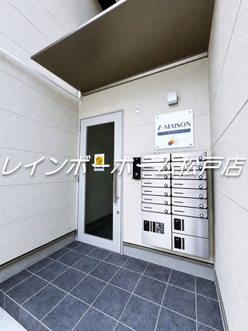 エントランス　清潔なエントランスです