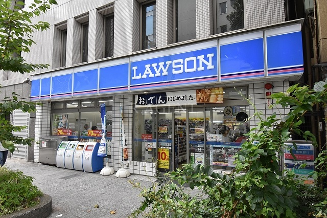 コンビニ　ローソン 東神奈川駅前店（コンビニ）まで137m