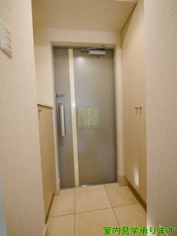 玄関　プレール・ドゥーク新宿御苑