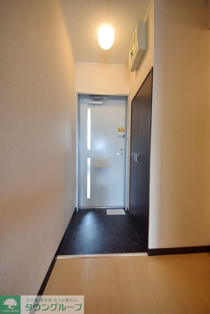 レオネクストパークハイツ Bの玄関写真
