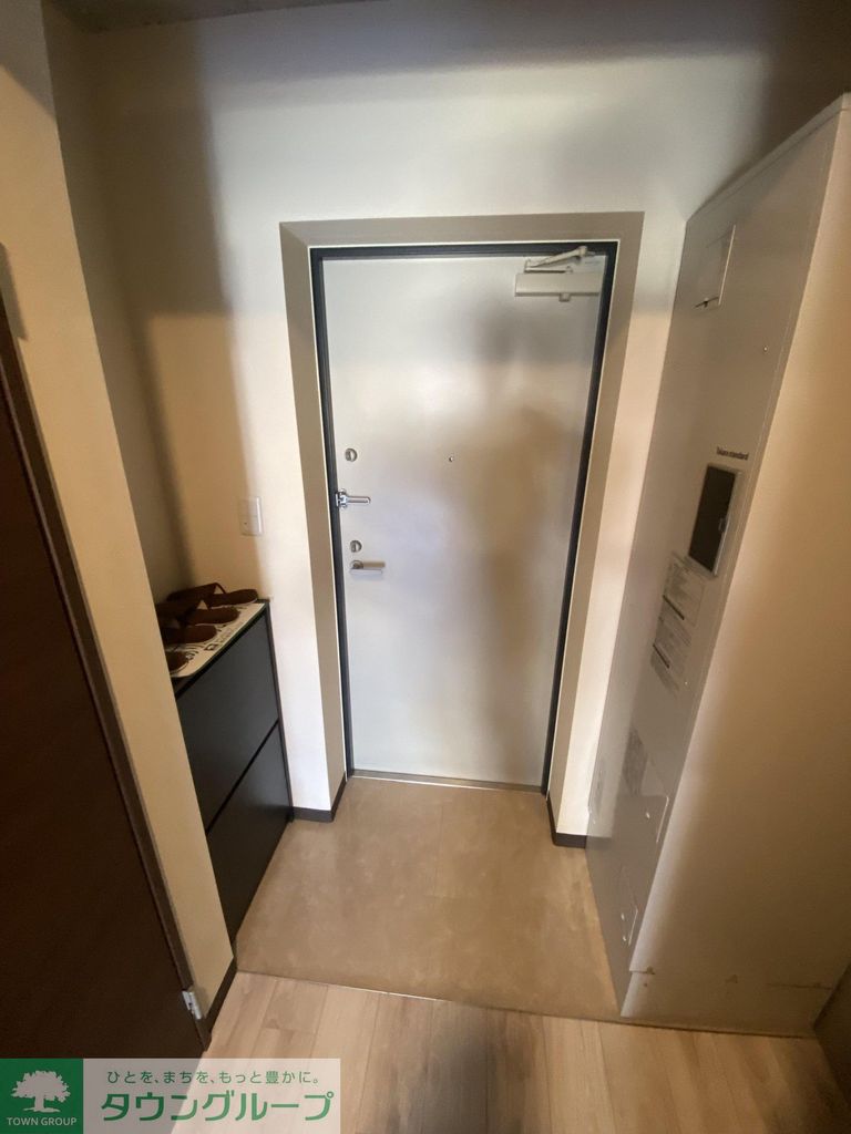 コンポジット要町の玄関写真
