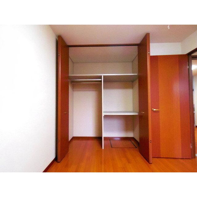 グランシードあづみBの内装写真