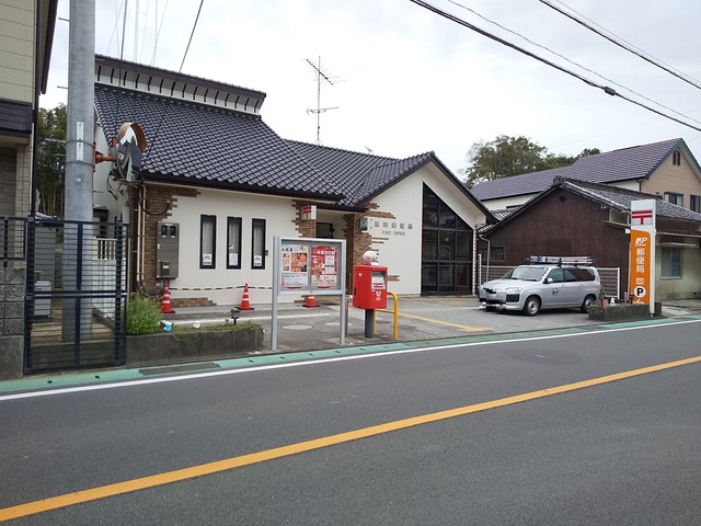 郵便局　原町郵便局（郵便局）まで1000m