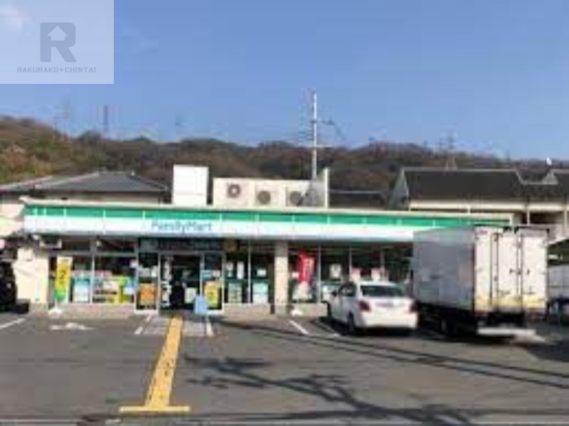 コンビニ　ファミリーマート大東寺川店（コンビニ）まで474m
