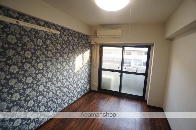 マンション万葉Iの居間写真