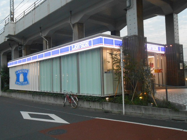 コンビニ　ローソン 南千住メトロピア店（コンビニ）まで642m