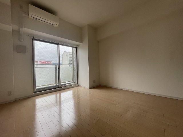 その他部屋・スペース　落ち着いて過ごせるお部屋なので、寝室にいかがでしょうか