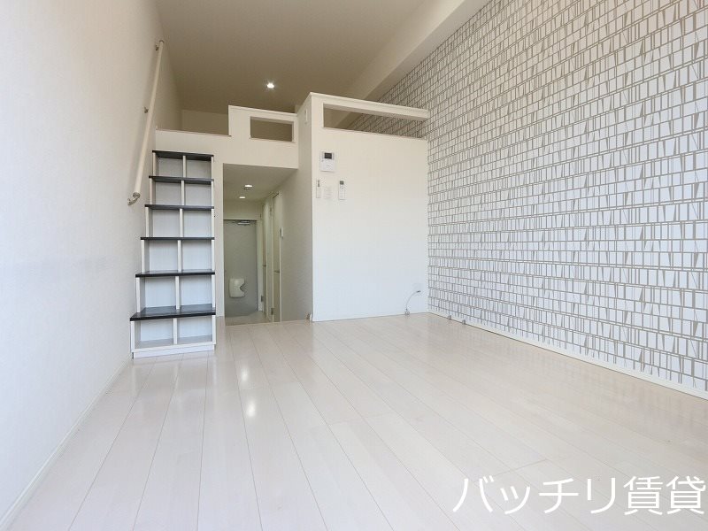 居室・リビング　同型タイプの為、現状を優先いたします。