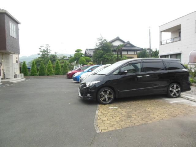 駐車場　★敷地内駐車場です★