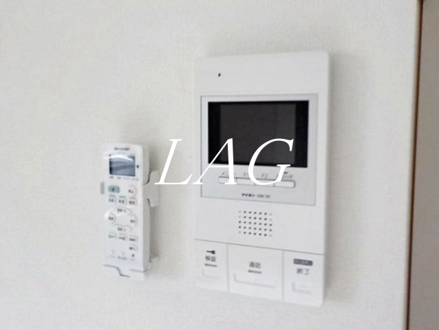 セキュリティ　モニター付きインターホンです。