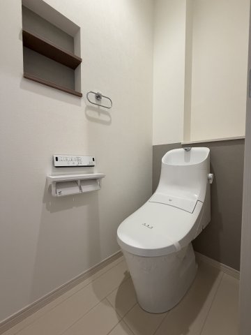 トイレ　落ち着いたトイレです
