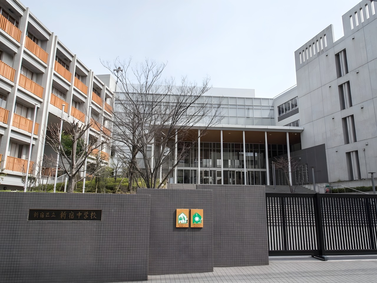中学校　不足している情報を追加（中学校）まで100m