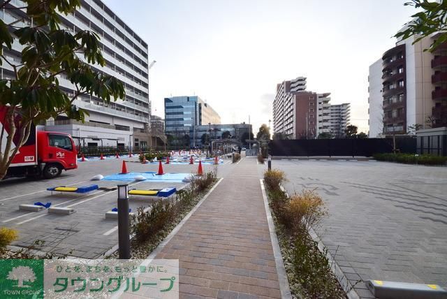駐車場　駐車場