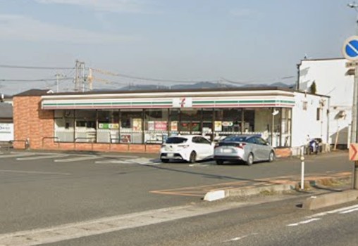 コンビニ　セブンイレブン倉敷中畝2丁目店（コンビニ）まで735m