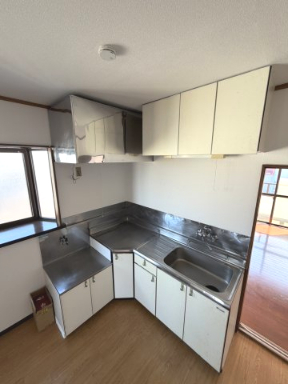 秩父鉄道 持田駅 徒歩11分 3階建 築38年のキッチン写真