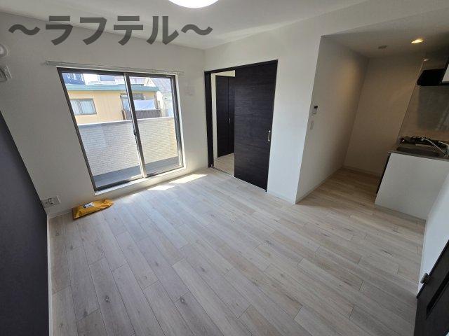 居室・リビング　同メーカー施工　別部屋イメージ写真
