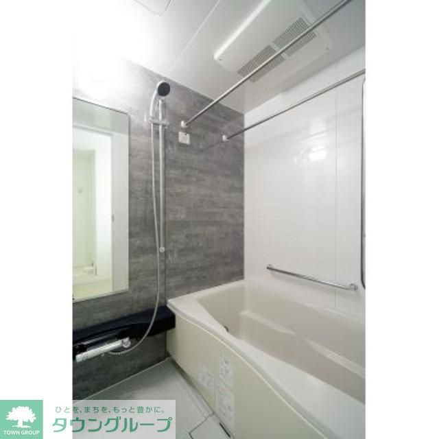 バス・シャワールーム　※写真は同タイプ住戸です。