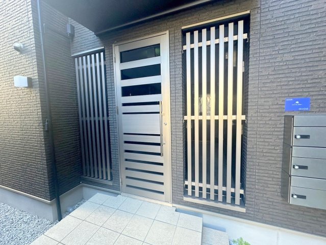 エントランス　綺麗なエントランスです。