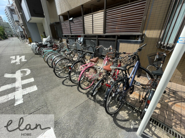 地下鉄中央線 緑橋駅 徒歩6分 7階建 築35年の外観写真