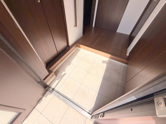 玄関　素敵な玄関は毎朝あなたを元気に送りだしてくれますよ。