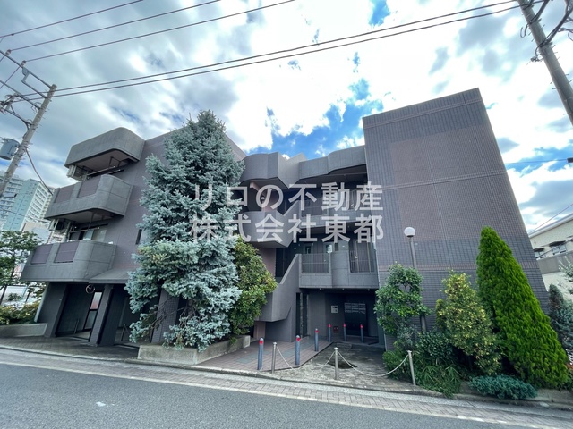 建物外観　丈夫で安心の鉄筋コンクリート造マンションです☆