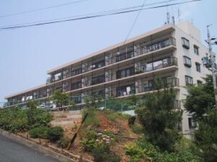 プレシアスタウン和地山公園の外観写真
