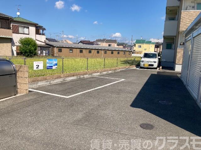 駐車場　敷地内駐車場