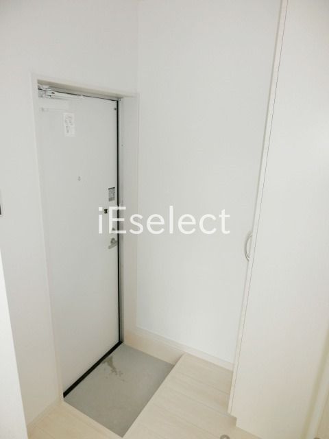 玄関　シューズボックスが付いた玄関です