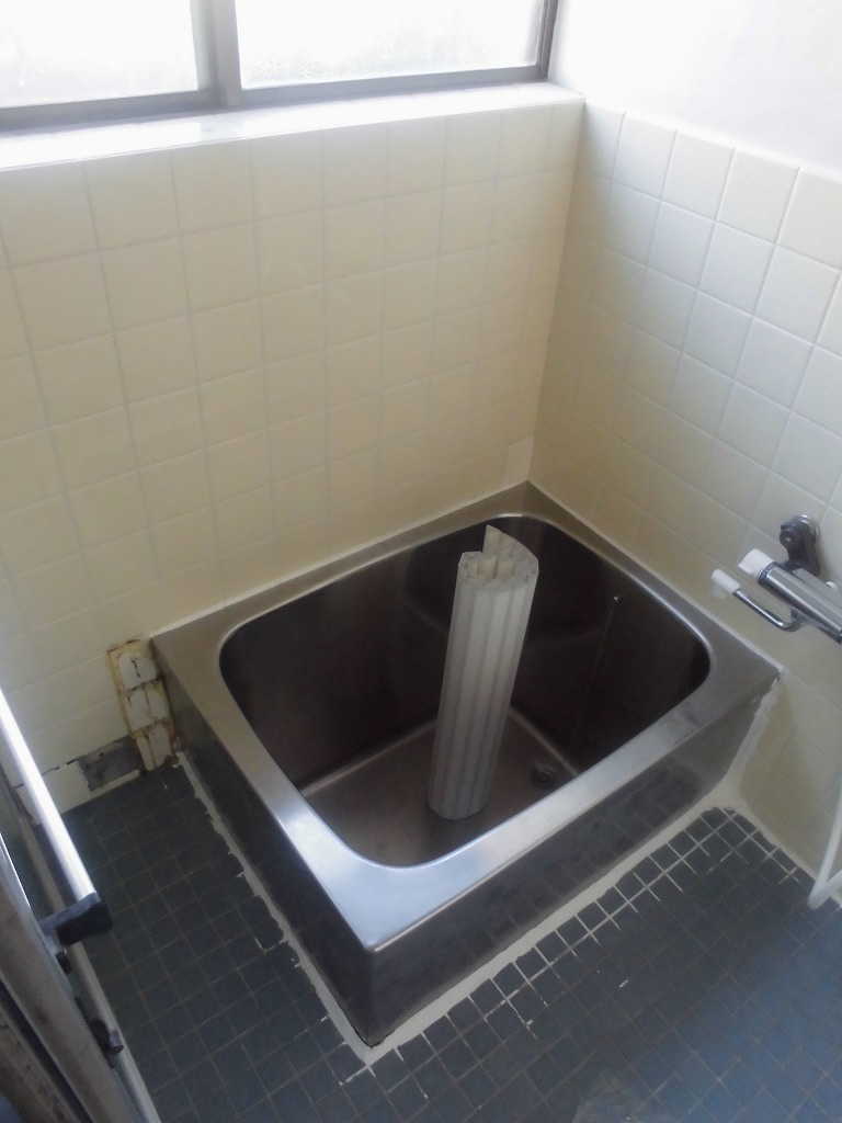 バス・シャワールーム　ステンレス浴槽