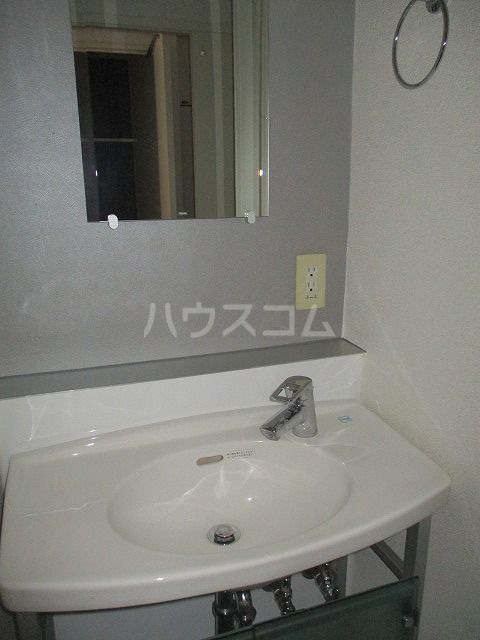 【エルミタージュ桜山の洗面設備】