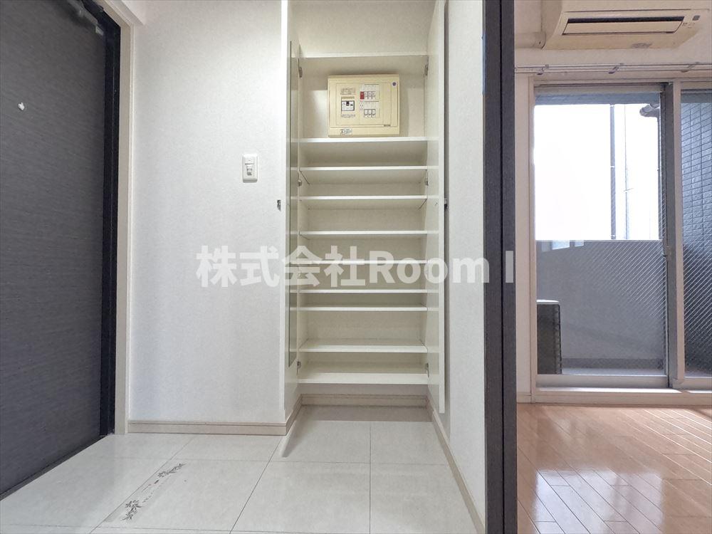 玄関　ゆったりとした玄関です