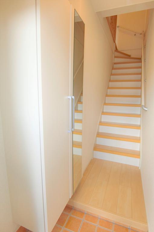 玄関　類似物件です。