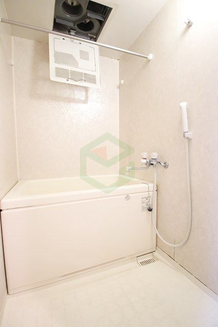 バス・シャワールーム　お風呂です