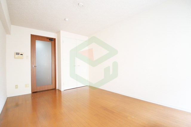 居室・リビング　こちらのリビングで趣味の時間をお楽しみください