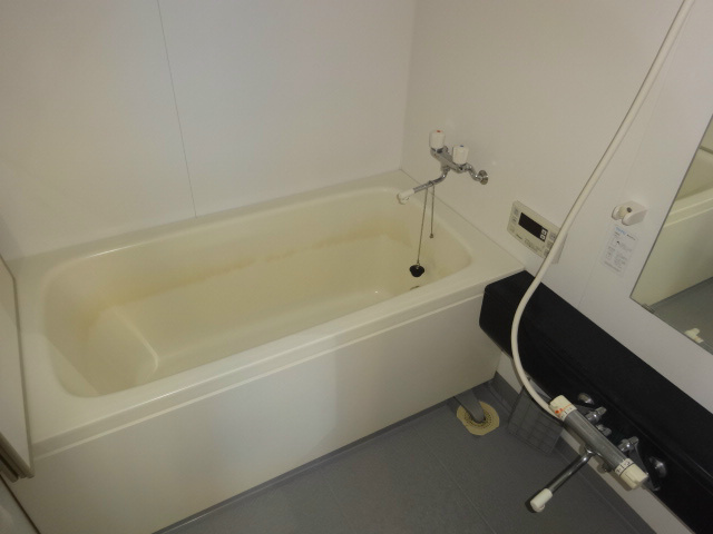 バス・シャワールーム　参考（写真は別のお部屋です）