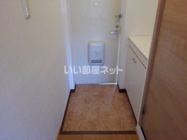 【橋本市隅田町河瀬のアパートの玄関】