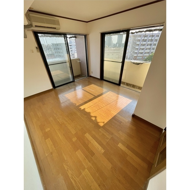 居室・リビング　洋室