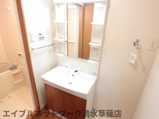 洗面設備　広い洗面スペース