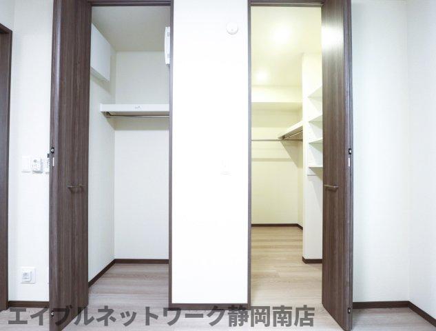 収納　十分な収納スペースがあります